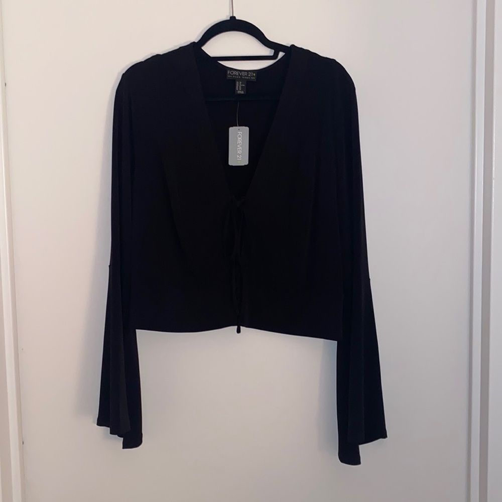 Forever 21 Plus Size Crop Bell Bottom Sleeve Top